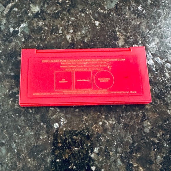 ✨♥️ Estée Lauder Bundle of Face Palettes … 2 Eyeshadow/ Face  … 1 Cheek ✨ NWOT✨ - Picture 6 of 8